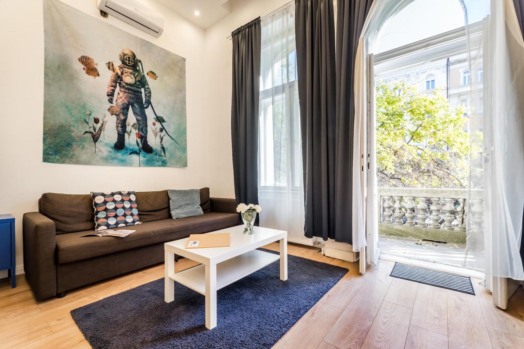 Grand Avenue Apartment, Budapest